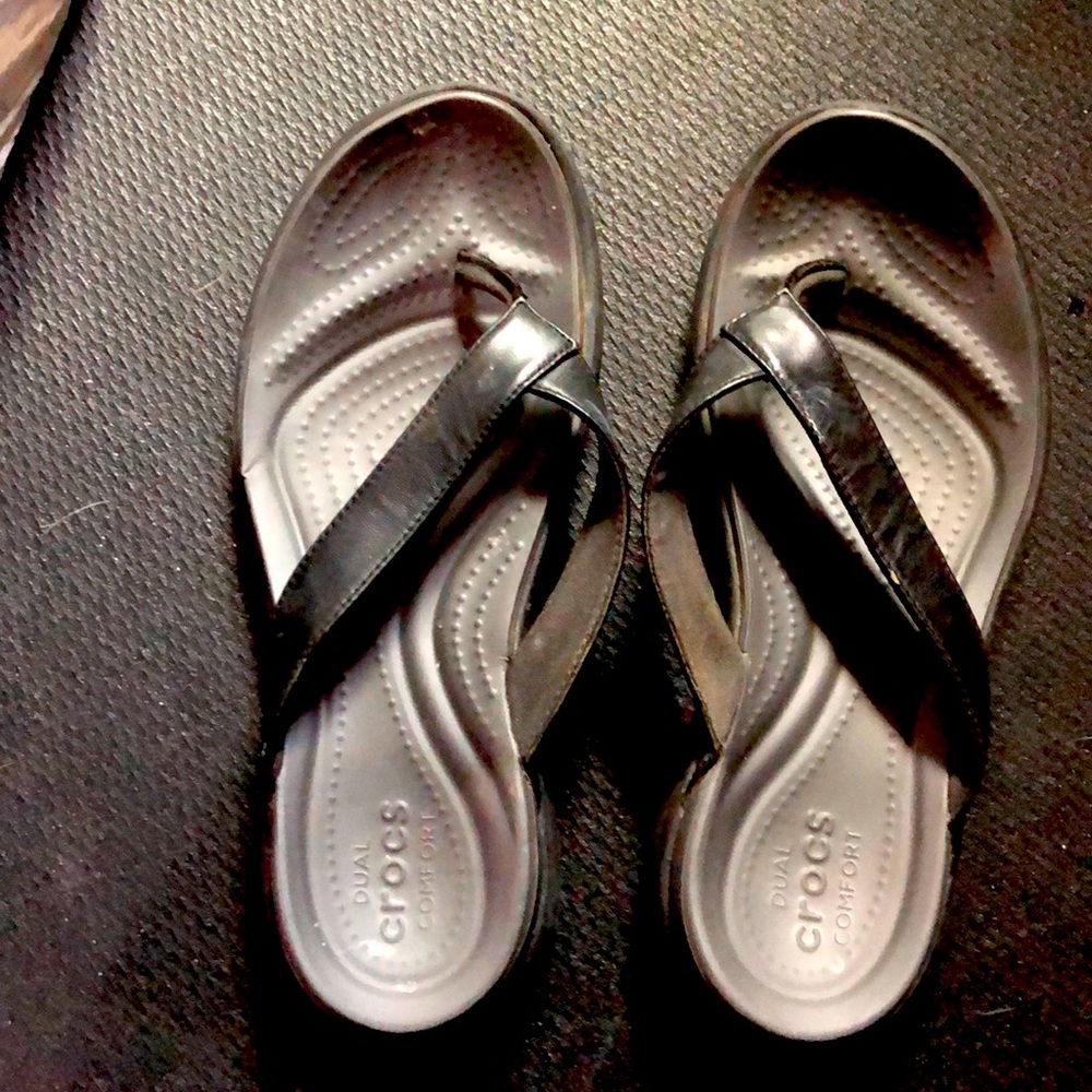 Womens dual comfort crocs